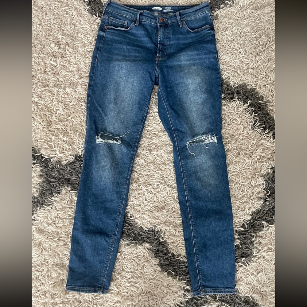 Old Navy Rockstar Super Skinny High Rise